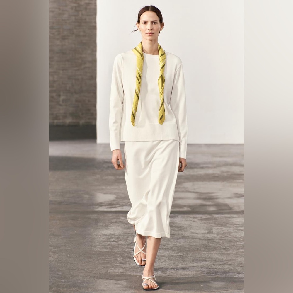 Zara White Stretchy High Rise Knit Skirt Size Small - Picture 1 of 5